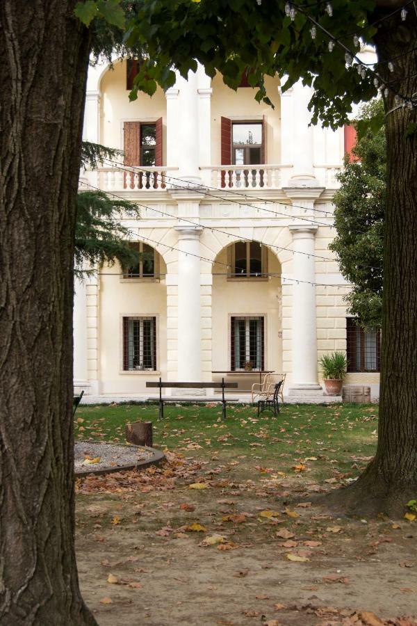 Guest House Villa Angaran San Giuseppe Bassano del Grappa Luaran gambar